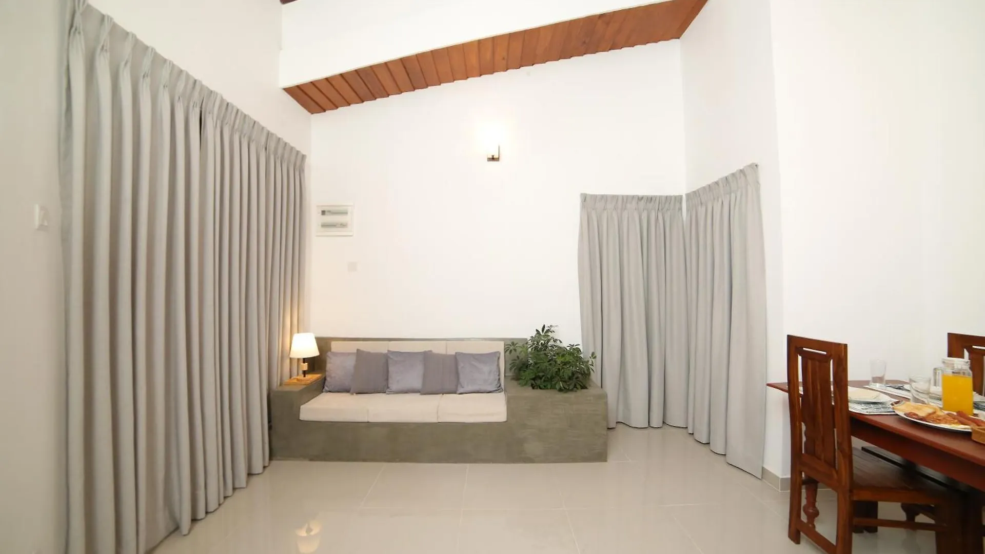 Homestay Kandy Mount Breeze Sirimalwatta
