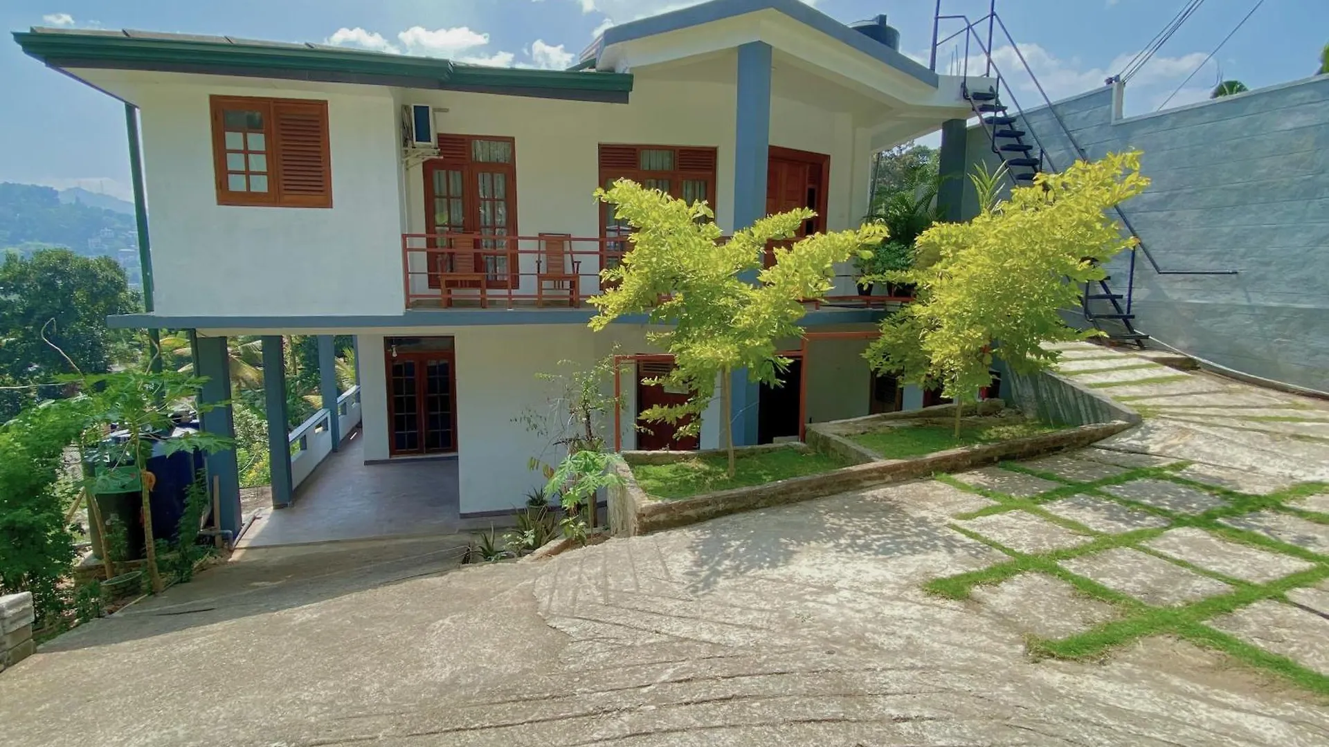 Homestay Kandy Mount Breeze Sirimalwatta